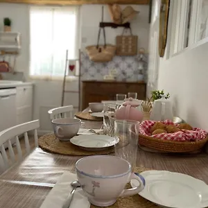 Charming Air-conditioned One-bedroom 150m From Cavaliere Le Lavandou