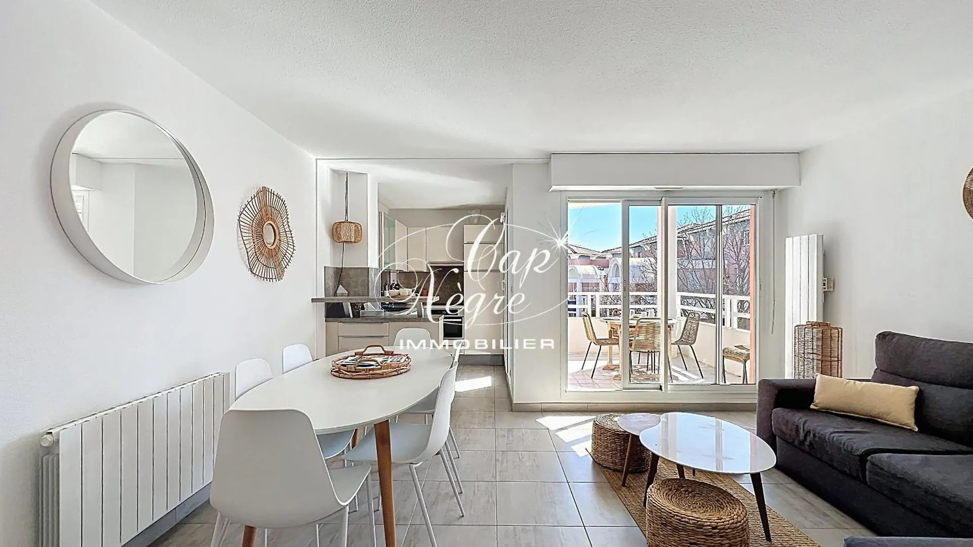 Appartement Duplex Avec Terrasse 5 A 7 Personnes 150 M Plage De Cavaliere - Le Lavandou Apartment