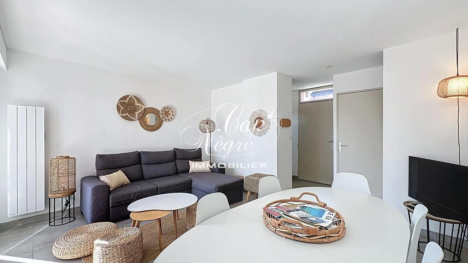 Appartement Duplex Avec Terrasse 5 A 7 Personnes 150 M Plage De Cavaliere - Le Lavandou 0*,  France